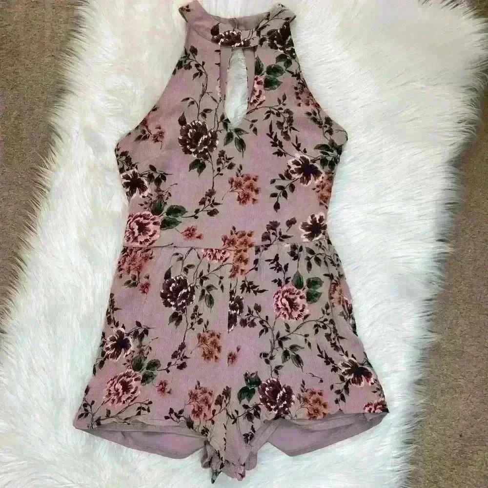 Full Tilt Purple Floral Keyhole Romper Small